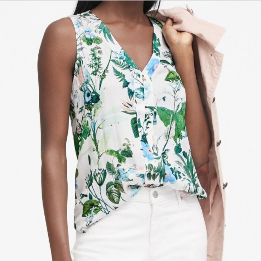 Banana Republic Botanical Print, V-neck, XXL